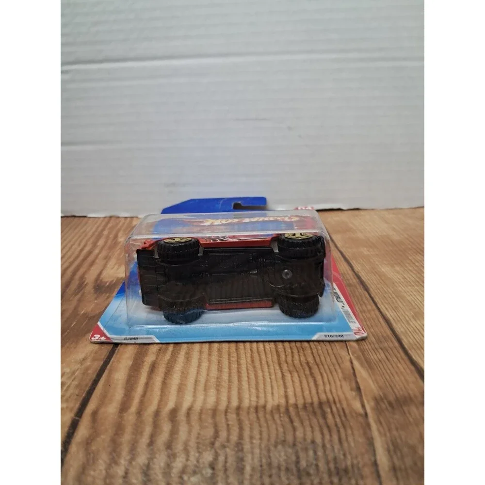 2010 Hot Wheels Race World:Jungle 4/4, Power Panel, Orange, Collector #216/240